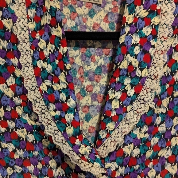 Floral Blouse - Picture 3 of 6